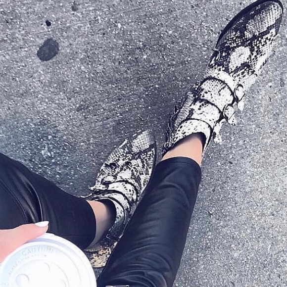 Modern Vice Shoes - Modern Vice Jett Boot in snake- size 8